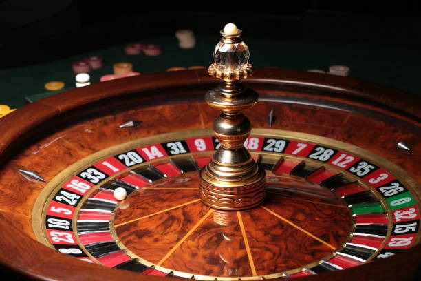 Jurassic Kingdom slot game interface on lestari777 showing dinosaur symbols and reels